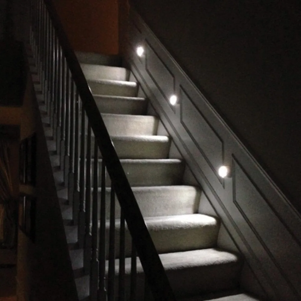 1-Pack Wirelsss Battery Powered Motion Sensing LED Step/Stair Light, White