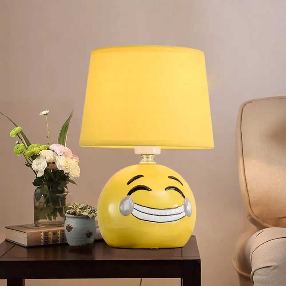 Cartoon Head Desk Lamp with Smiling Face & Reading Light – Ideal for Study Rooms