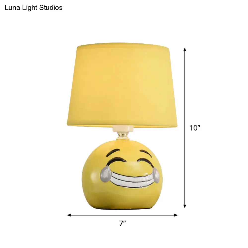 Cartoon Head Desk Lamp with Smiling Face & Reading Light – Ideal for Study Rooms