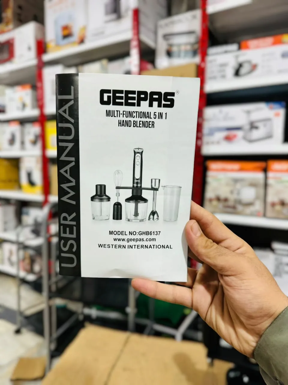 GEEPAS 600W 5 in 1 Hand Blender-6137