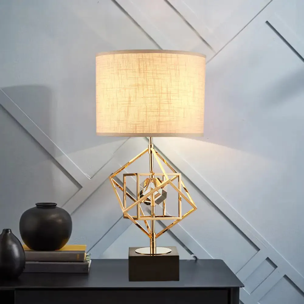 Interlocked Cube Table Lamp: Modern Metal 1-Light Night Light with Brass and Black Accents