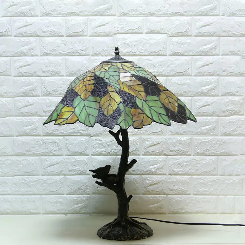 Mediterranean Leaf Stained Glass Table Lamp - Brass Finish - Indoor Lighting