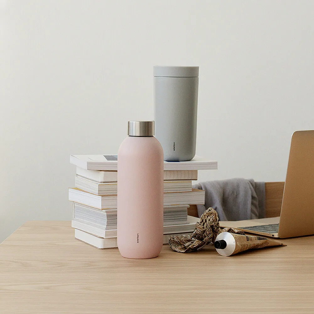 stelton | to go click vacuum insulated cup | soft light grey 400ml