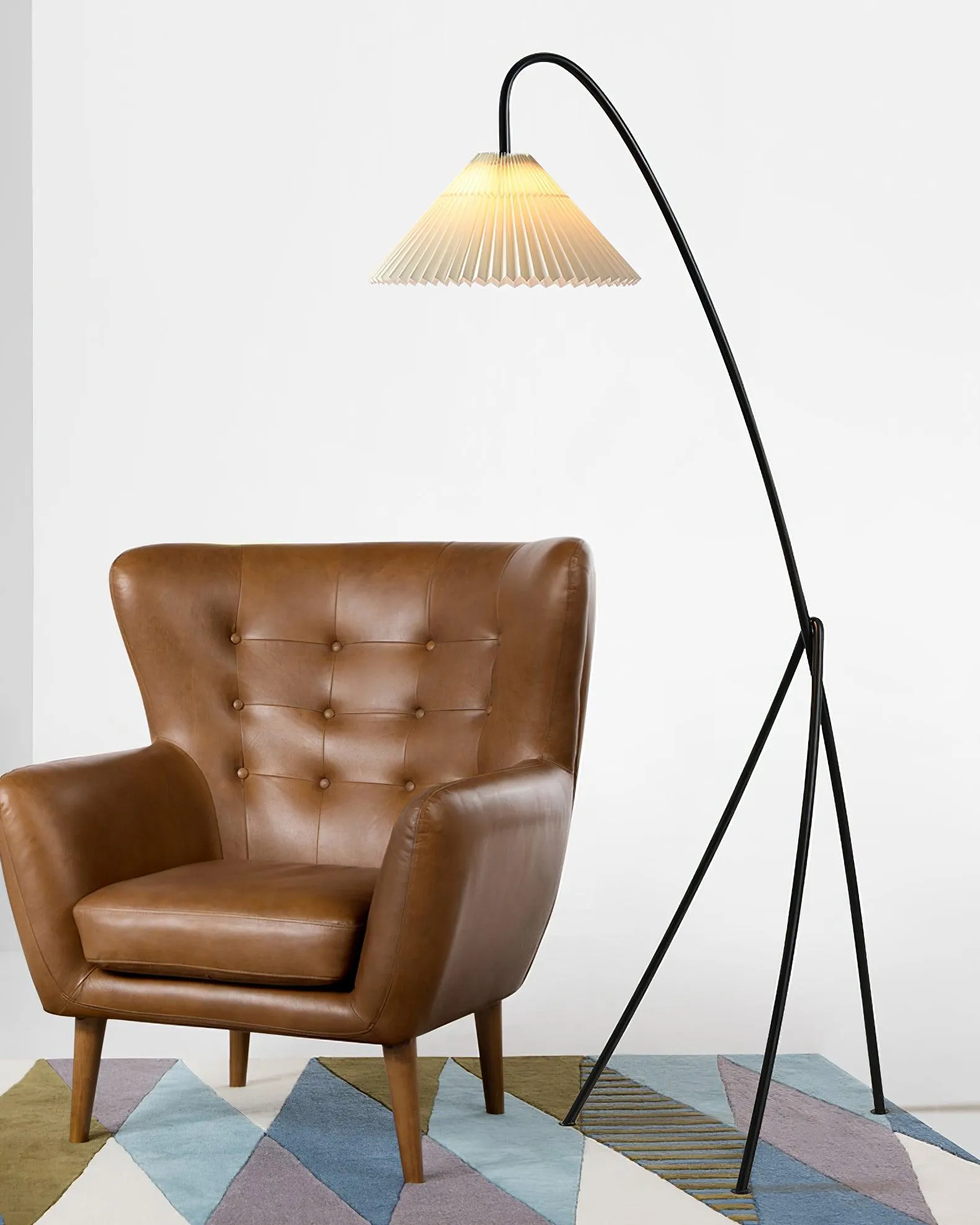 Tove Pleated Floor Lamp 61″